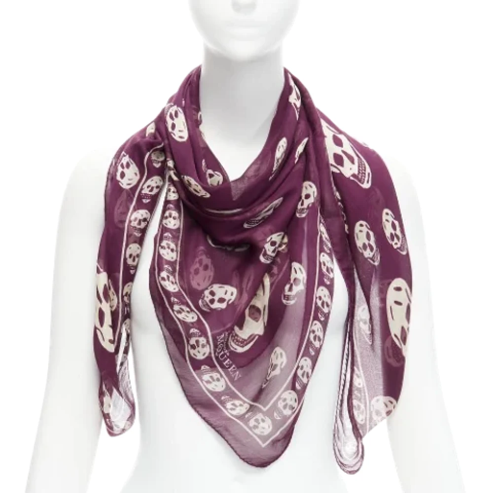 Alexander McQueen Pre-owned Silk scarves Purple Dames
