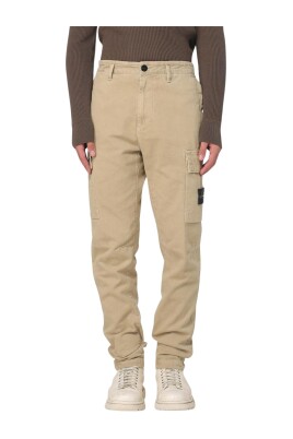 relaxed-fit-cargo-pants