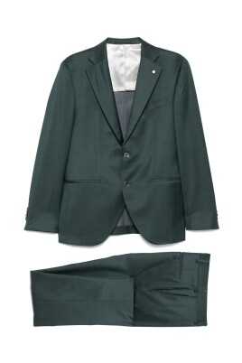 forest-green-suit-with-rear-vents