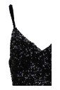combinaison-a-paillettes-avec-encolure-coeur