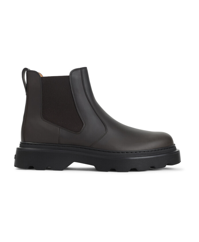 bottines-noires-en-cuir-elegantes