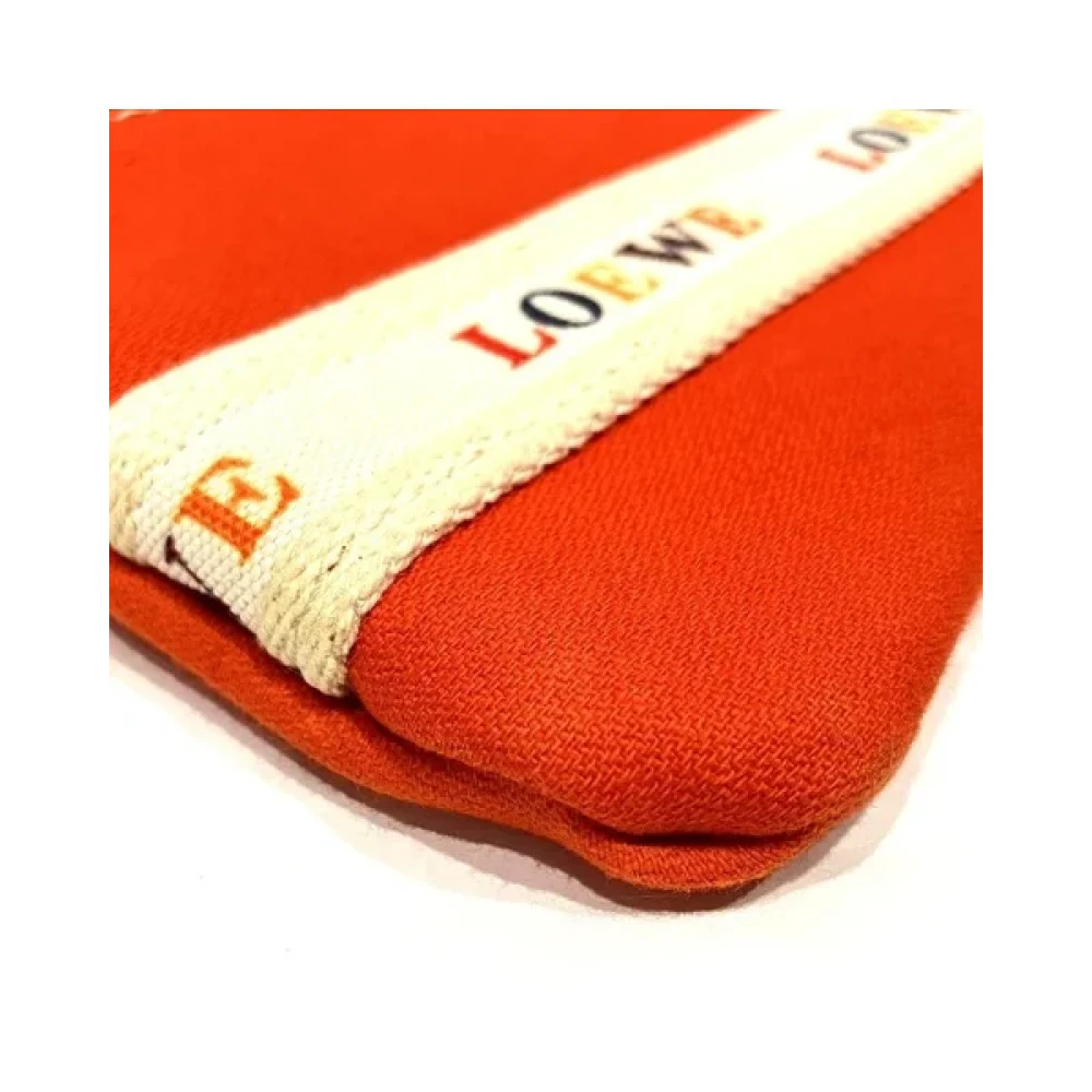 Loewe Pre-owned Canvas handbags Orange Dames