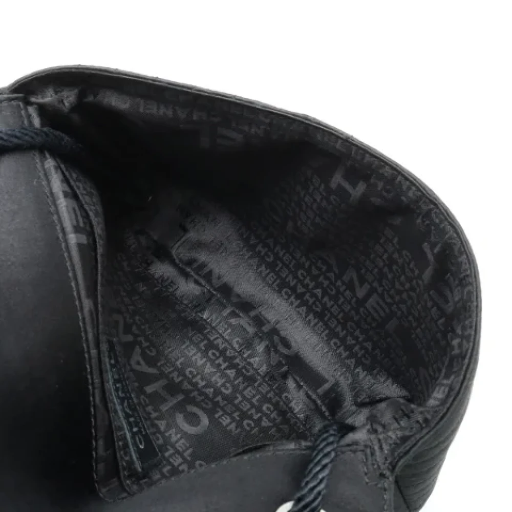 Chanel Vintage Pre-owned Canvas crossbody-bags Black Dames