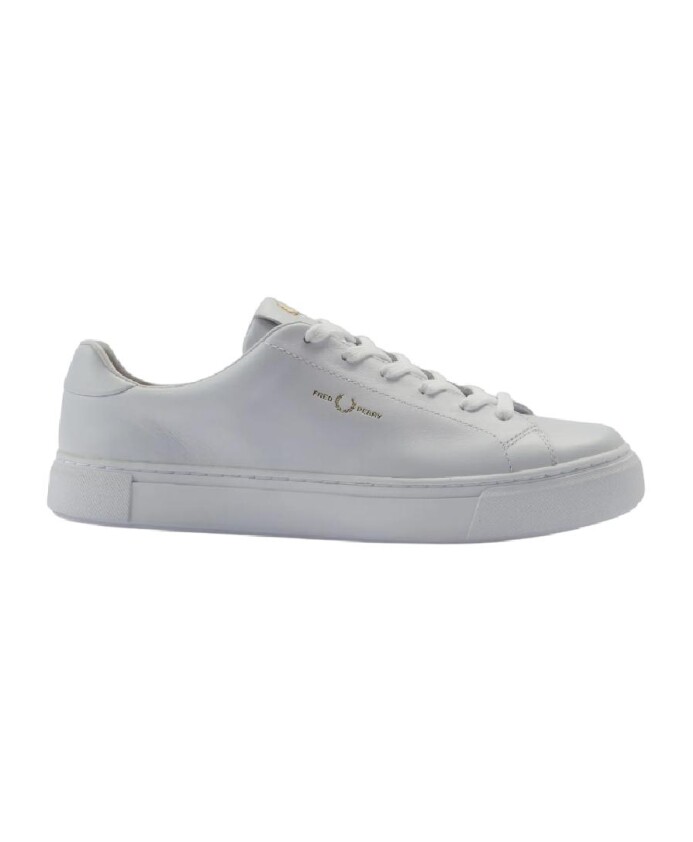 sneakers-intemporelles-en-cuir-blanc