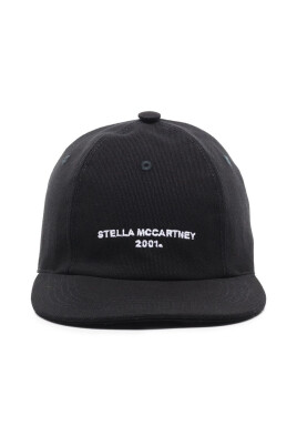 logo-embroidered-baseball-cap
