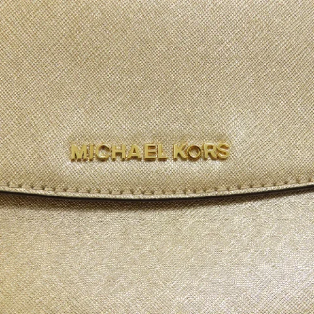 Michael Kors Pre-owned Leather handbags Yellow Dames