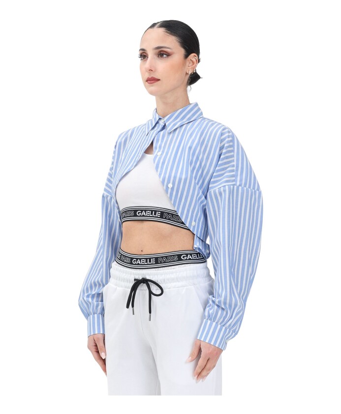 chemise-bleue-a-rayures-avec-top-integre