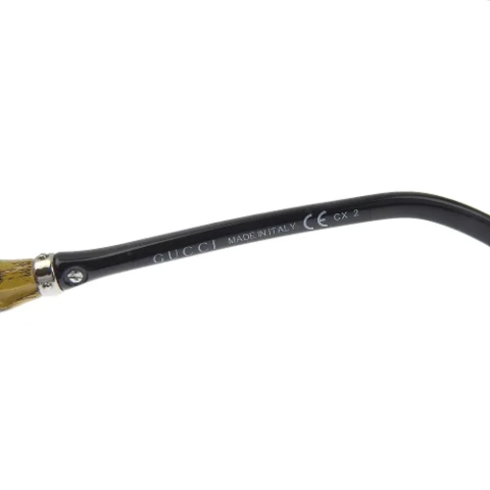 Gucci Vintage Pre-owned Plastic sunglasses Black Dames