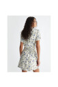 robe-fluide-a-motifs-floraux