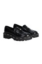 black-loafer-in-faux-leather