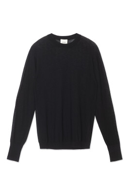 black-sweaters