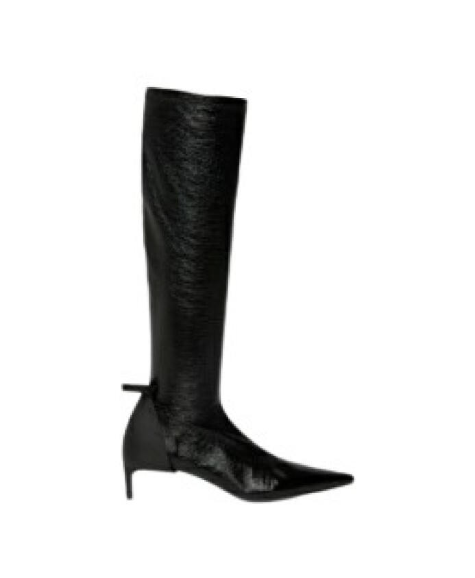 black-scuba-vinyl-boots