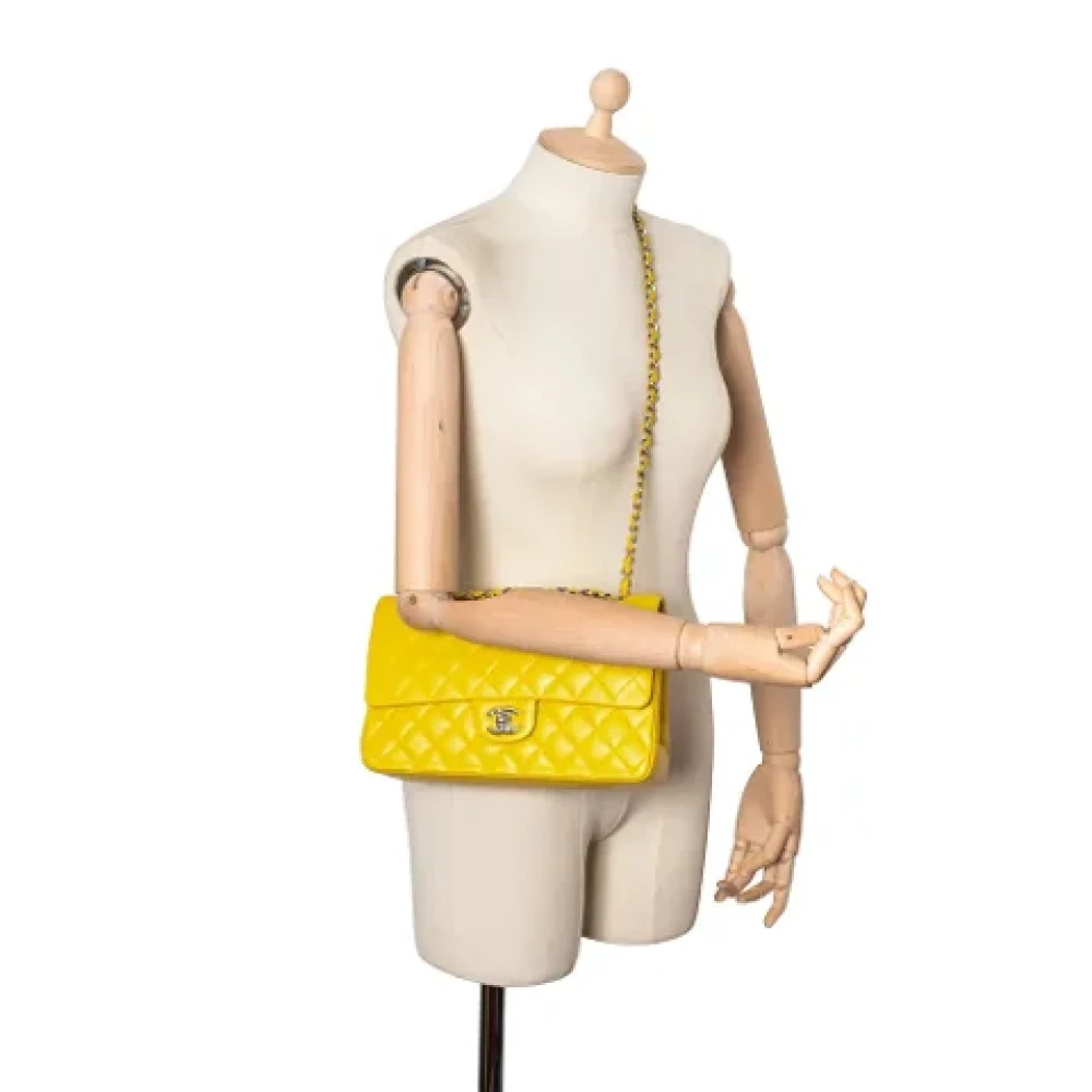 Chanel Vintage Pre-owned Leather chanel-bags Yellow Dames