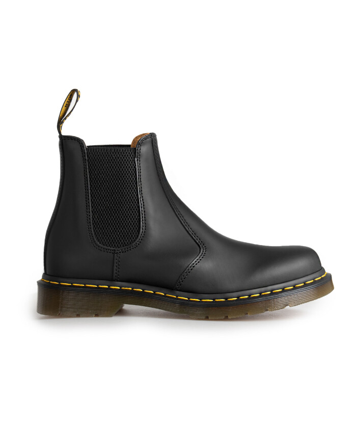 2976-yellow-stitch-smooth-leather-chelsea-boots