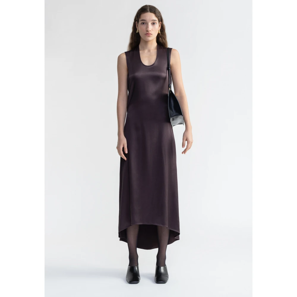Aeron Sansa Brown Dames