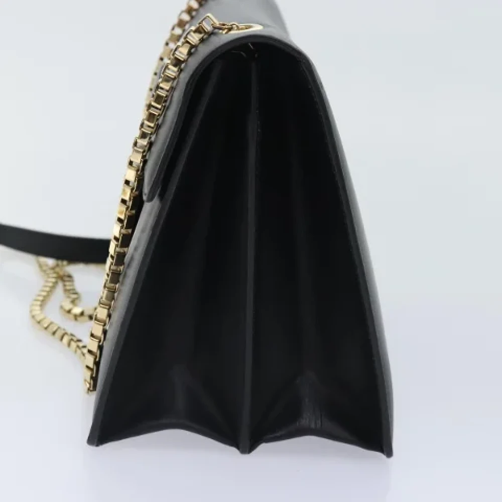 Salvatore Ferragamo Pre-owned Leather shoulder-bags Black Dames