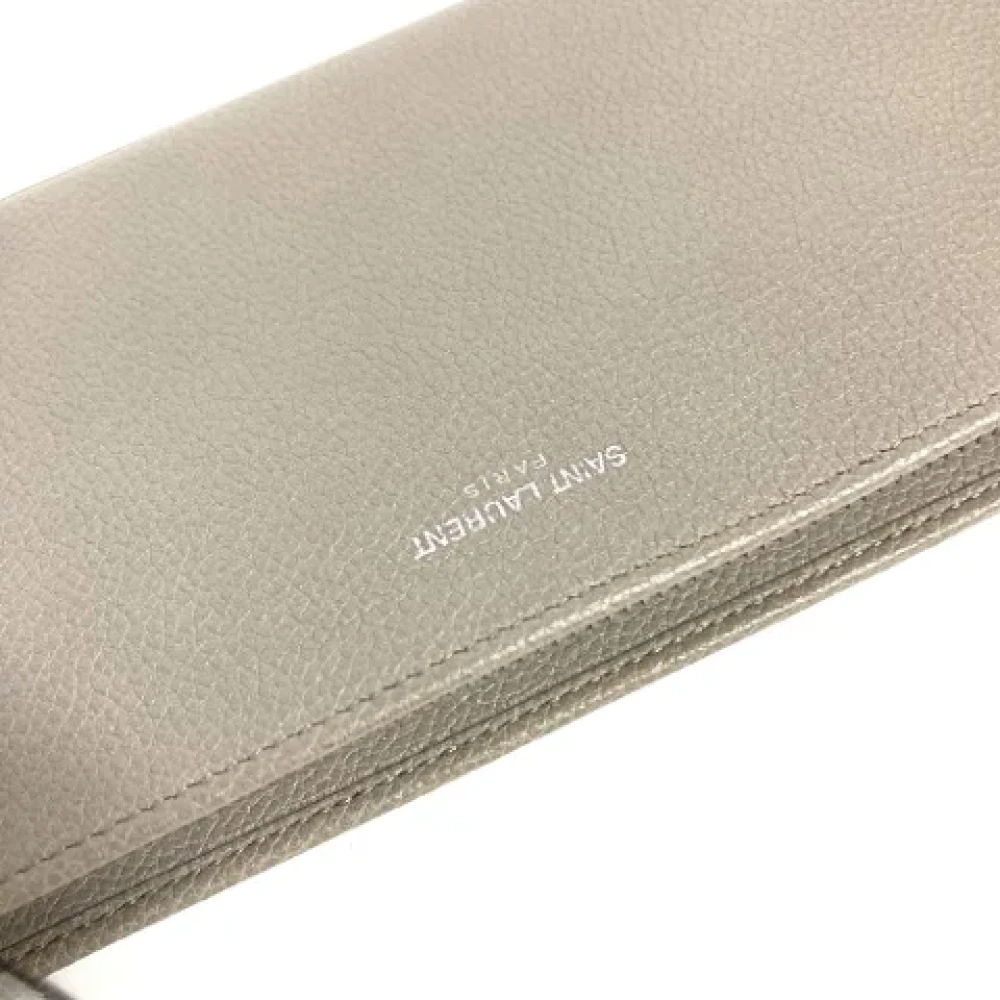 Yves Saint Laurent Vintage Pre-owned Leather wallets Gray Dames
