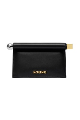 petite-pochette-rond-carre-black-leather