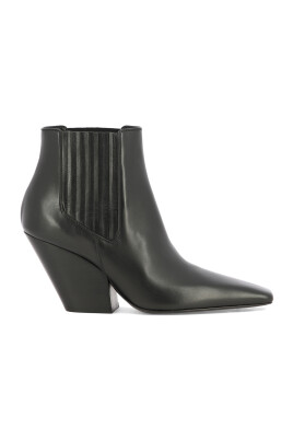 black-ankle-boots-elegant-style