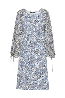 robe-courte-imprimee-en-tissu-fluide