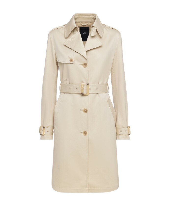 trench-coat-a-simple-poitrine
