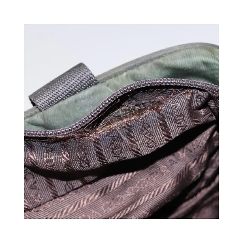 Prada Vintage Pre-owned Nylon handbags Green Dames