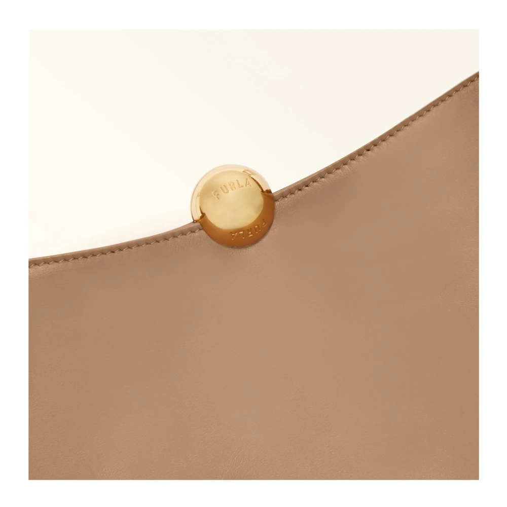 Furla Zachte Leren Schoudertas in Woestijn Brown Dames