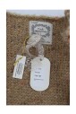 gilet-beige-en-tricot-texture-a-col-en-v