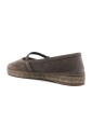 chaussures-plates-taupe-avec-boucle-laterale