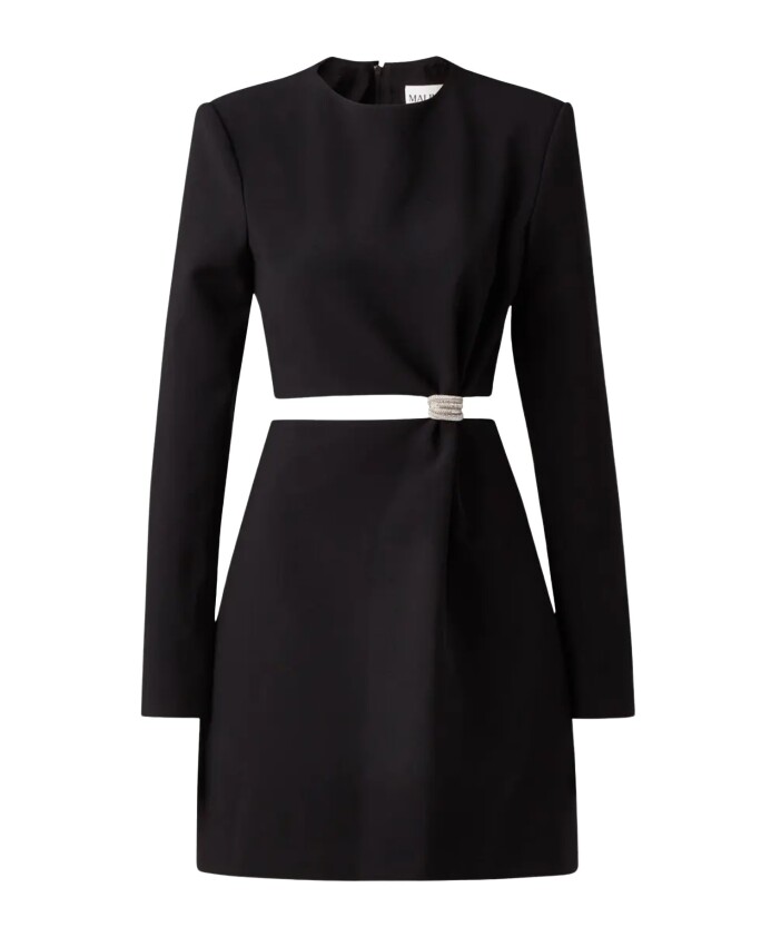 mini-robe-ornee-de-decoupes