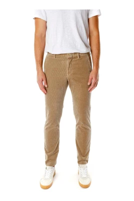 Theo 1322 Chinos