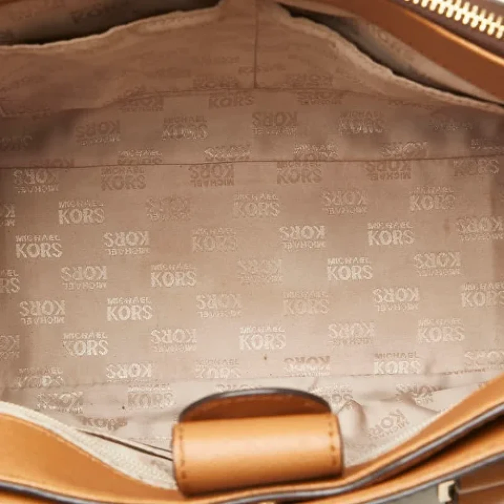Michael Kors Pre-owned Canvas handbags Brown Dames