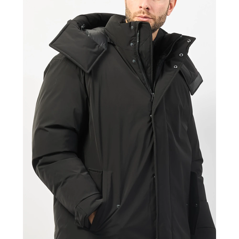 Hugo Boss Zwarte Waterdichte Parka met Oversized Pasvorm Black Heren