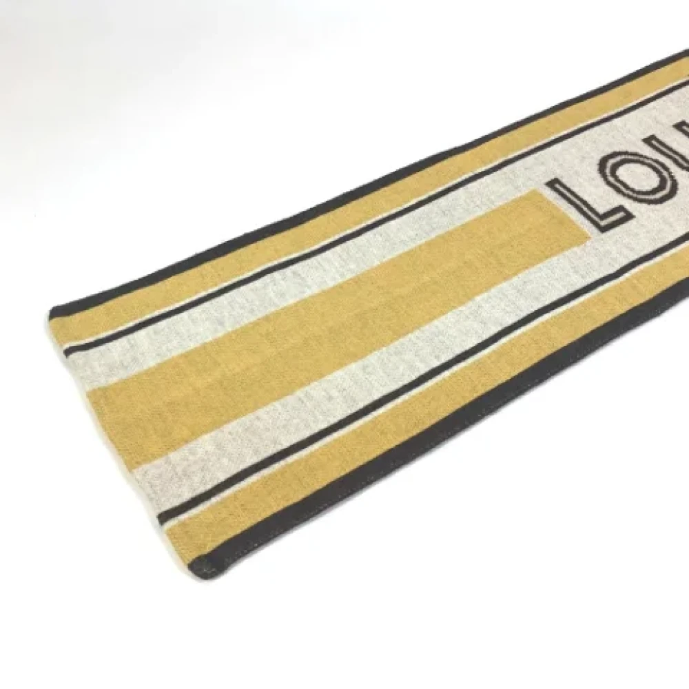 Louis Vuitton Vintage Pre-owned Wool scarves Beige Dames