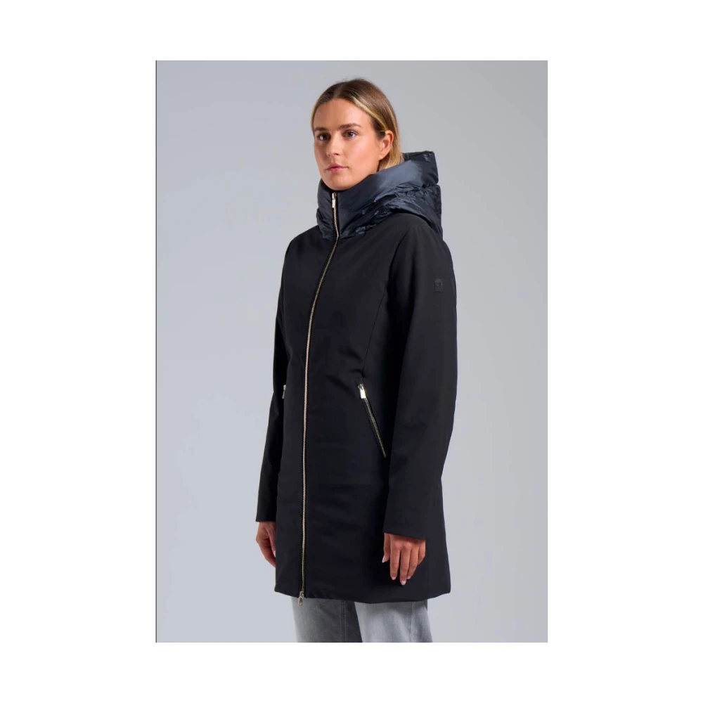 Ciesse Piumini Zwarte Slim Fit Gewatteerde Nylon Jas Black Dames