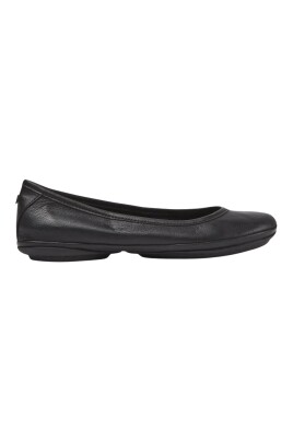black-leather-ballet-flats-comfortable