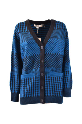 stylish-sweaters-for-every-occasion