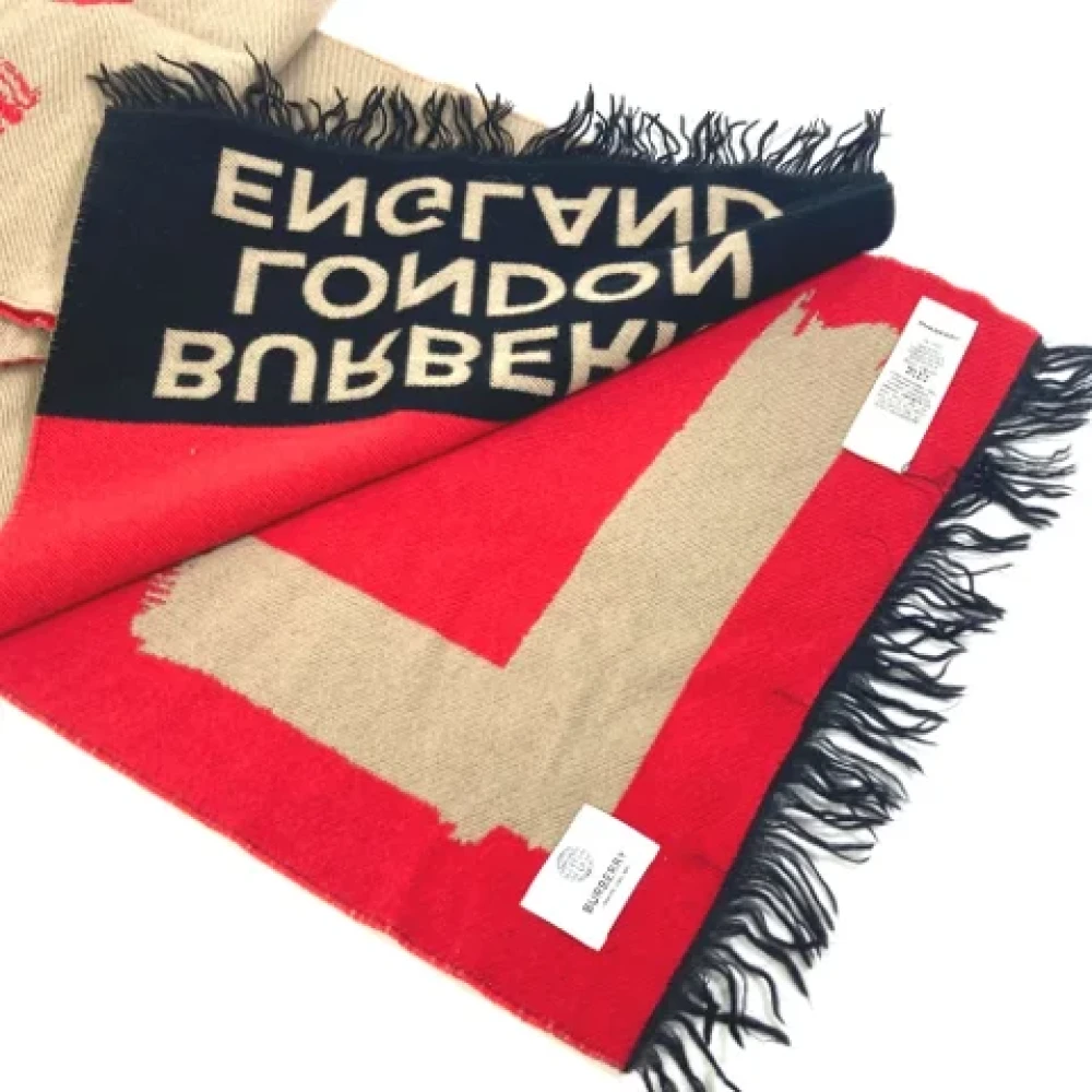 Burberry Vintage Pre-owned Wool scarves Brown Dames