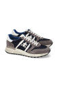 sneakers-bleues-en-daim-avec-inserts-en-cuir