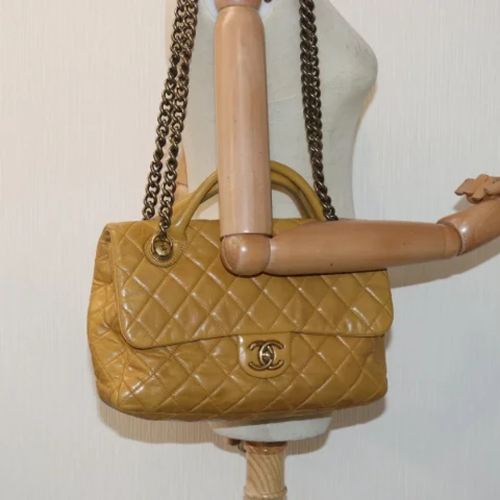 Chanel Vintage Pre-owned Leather chanel-bags Yellow Dames