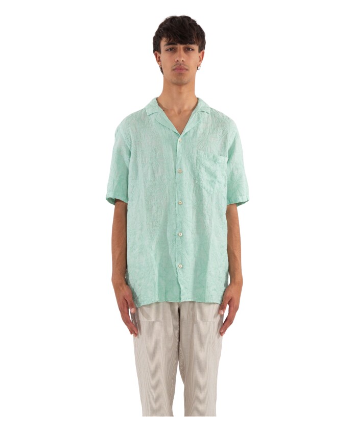 chemise-en-lin-avec-palmiers