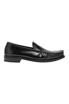Mocassino May Issue
