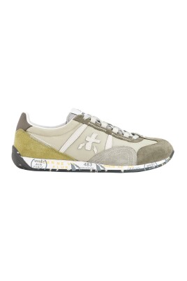 sneakers-beige-avec-details-jaunes