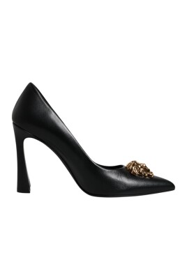 escarpins-noirs-en-cuir