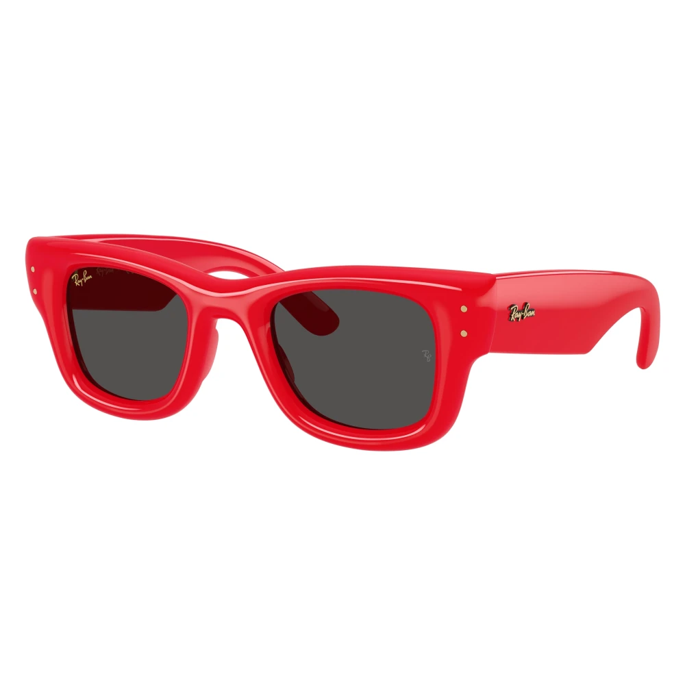Ray-Ban Unisex Red Wayfarer Puffer Sunglasses