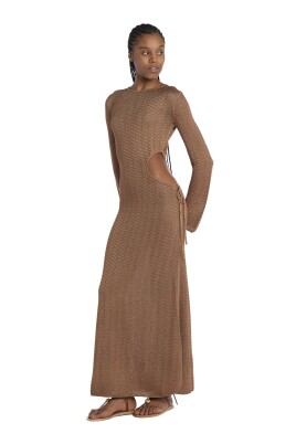 golden-long-dress-with-cutout
