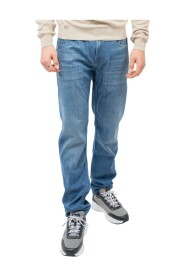 Straight Jeans