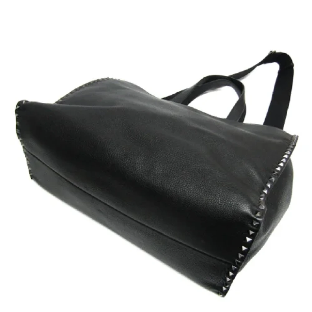 Valentino Vintage Pre-owned Leather shoulder-bags Black Dames