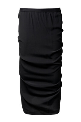 black-silk-skirt-elegant-design