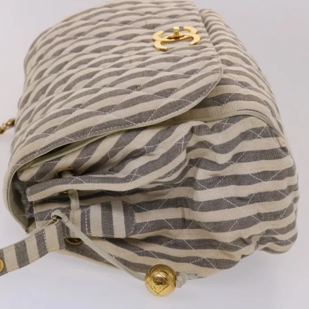 Chanel Vintage Pre-owned Canvas shoulder-bags Beige Dames